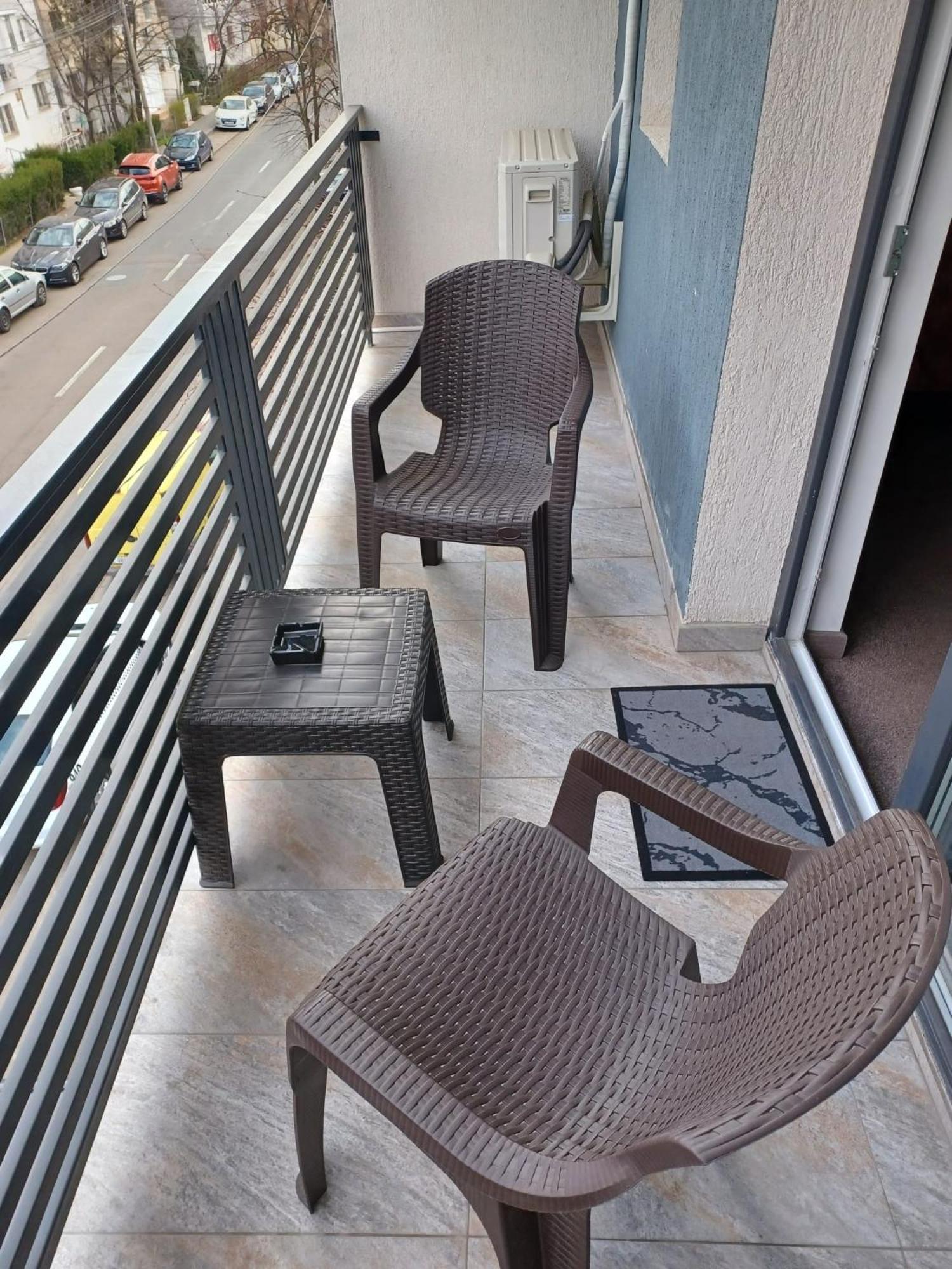 Aparthotel Oltului Galaţi Esterno foto