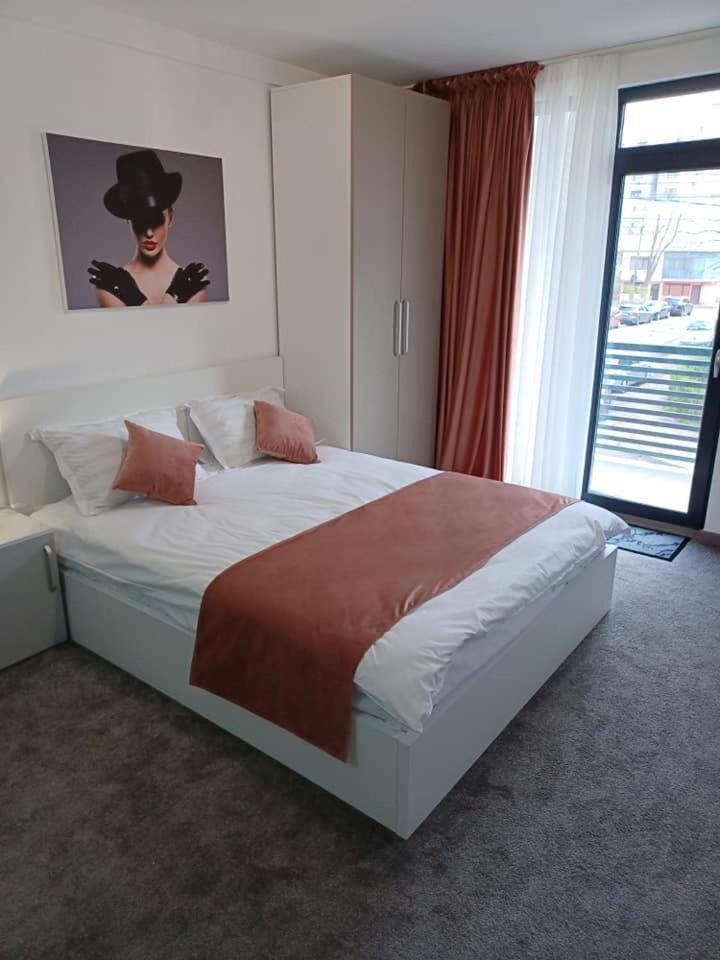 Aparthotel Oltului Galaţi Esterno foto
